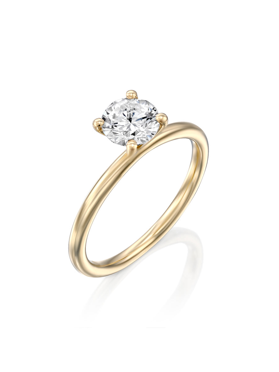 Classic Round Cut Engagement Ring