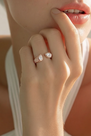 Diamonds Pear Seal Ring