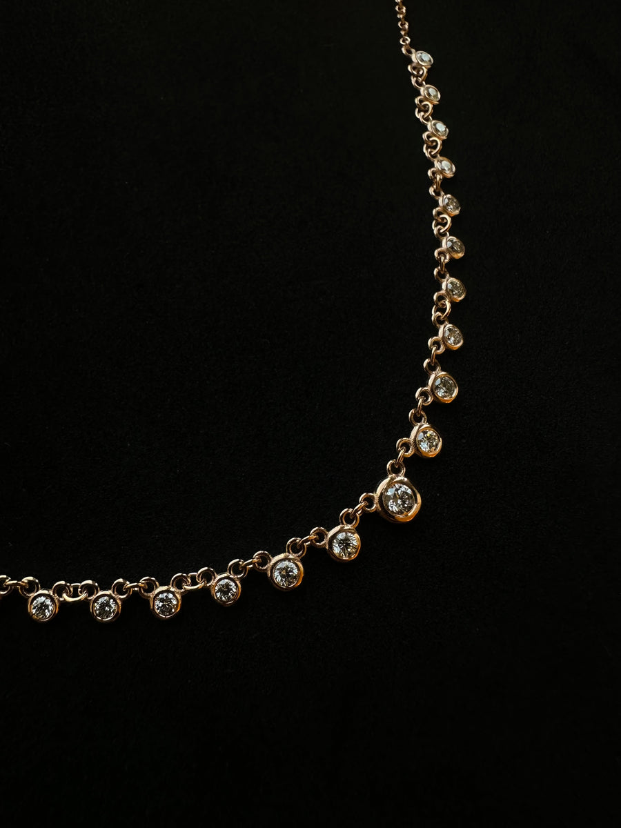 Degrada diamond necklace