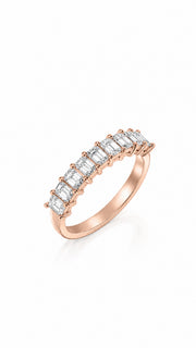 9 Emrald stones ring